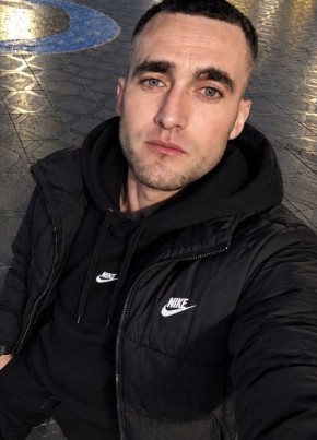 Ion из Berlin 32 года