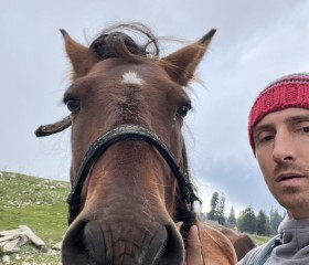 Aleksey, 38, Sokhumi