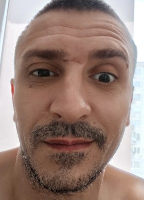 Иван из Находки 44 года