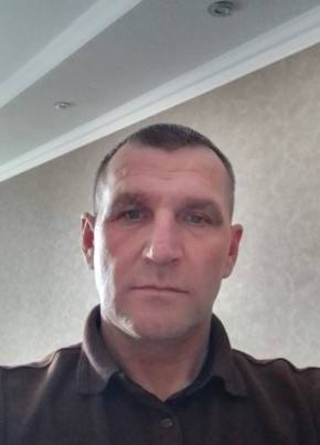 Георгий, 46, Россия, Ягодное