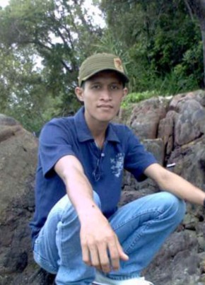 Olland Dia, 24, Indonesia, Kualatungkal