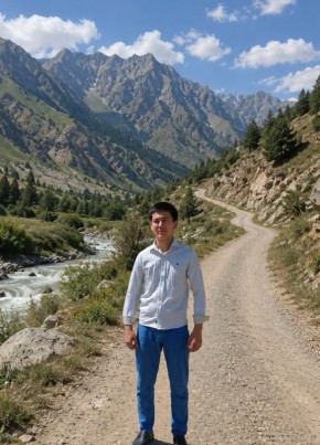 Xumoyidin из Samarqand 18 лет