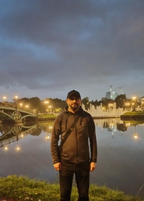 АКБАР из Москвы 31 год
