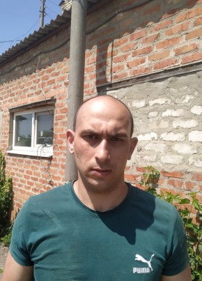 Ruslan, 26, Ukraine, Starobilsk