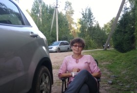 Elena, 62 - Just Me