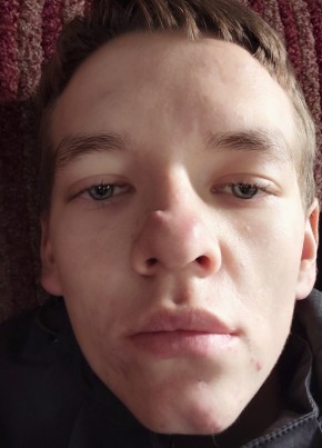 Кирилл из Заринска 18 лет