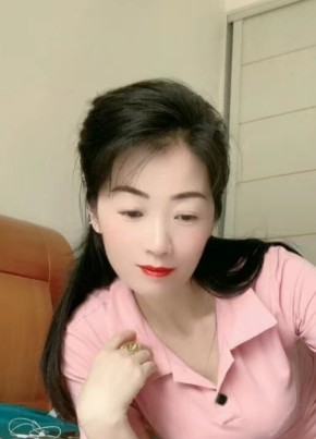 李小燕, 29, 中华人民共和国, 中国上海