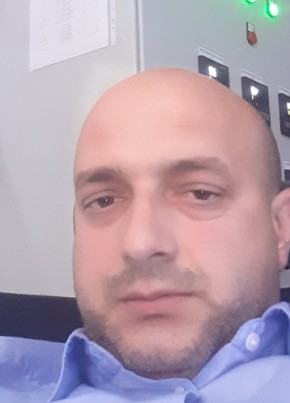 Adrian, 39, Romania, București