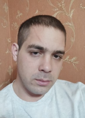 Павел из Славянск На Кубани 27 лет
