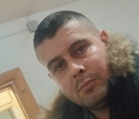Radu, 37, Targu Jiu