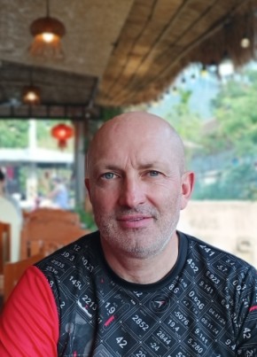 Дмитрий из Никольское 50 лет