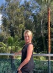 Elena, 54, Zelenograd