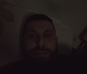 Pate Pate, 32, Sofia