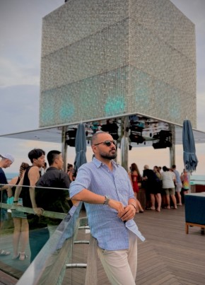 Can из İstanbul 35 лет