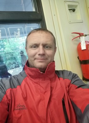 Ростислав, 48, Россия, Нижнекамск
