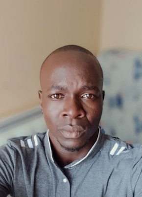 Jack из Nairobi 32 года