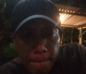 Ares, 19, Kasihan