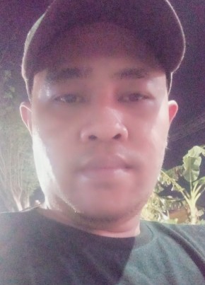 Mochammad Sholeh, 29, Indonesia, Kota Surabaya