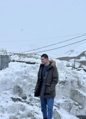 Олег из Хабаровска 24 года