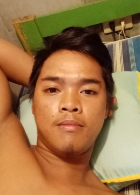 Rolan Petalvo, 24, Pilipinas, Lipa City