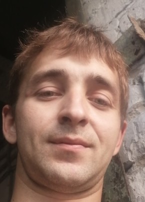 Павел, 34, Россия, Волжский (Волгоградская обл.)