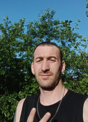 Александр, 36, Россия, Щекино