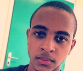 Aurélien, 31, Sainte-Anne