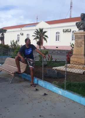 Handly, 35, República de Cabo Verde, Município da Praia
