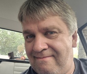 Ruslan Retrobus, 49, Minsk