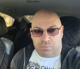 Artur, 42, Saint Petersburg
