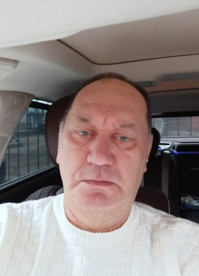 Олег из Реутова 62 года