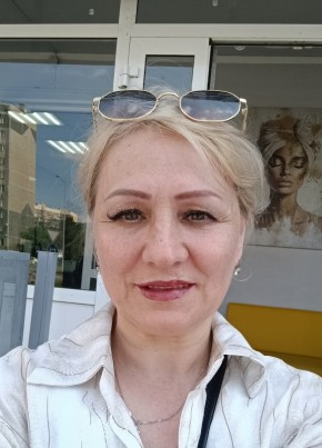 Татьяна из Еманжелинския 53 года