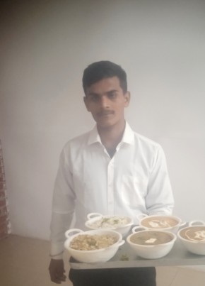 Visnu, 26, India, Pithorāgarh