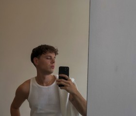 Franklin, 18, Tbilisi