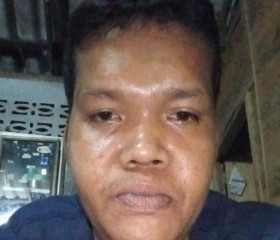 ธีระพงศ์ วิจารา, 40, Chawang