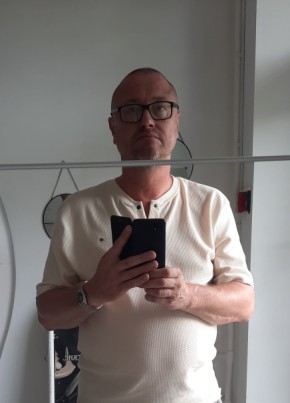 Oleg, 48, United Kingdom, City of London
