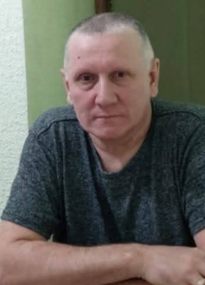 Юрий, 61, Россия, Зеленогорск (Красноярский край)