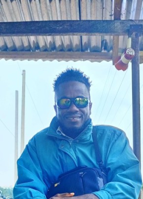 D. Allen karduan, 30, Liberia, Monrovia