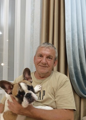 Александр