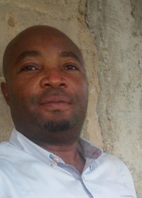 Levoile, 52, République Gabonaise, Libreville