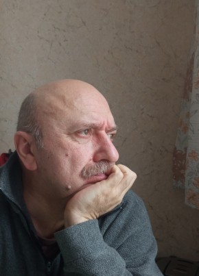 Виктор