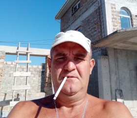 Максим, 49 лет, Балаклава