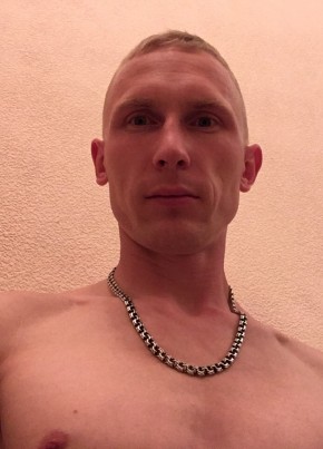 Alexander, 36, Россия, Гатчина