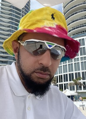 Joseph, 40, United States of America, Miami Beach