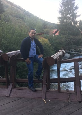 Ali Aksu, 42, Қазақстан, Алматы