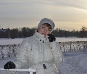 Карина, 47 лет, Санкт-Петербург