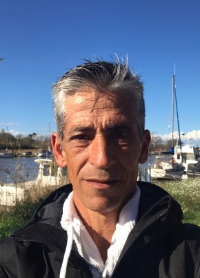 José, 46, République Française, Béziers
