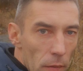 Konstantin, 42, Saint Petersburg