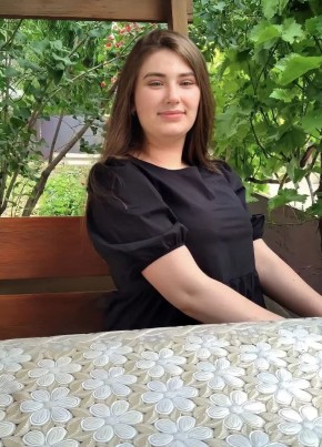 Elena Ibrishim из Comrat 23 года