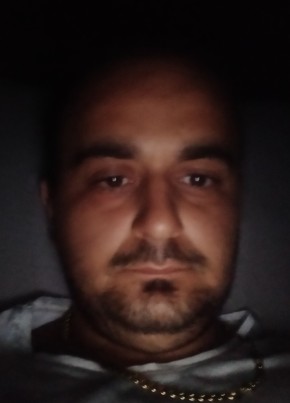 Ali из Büyükçekmece 27 лет